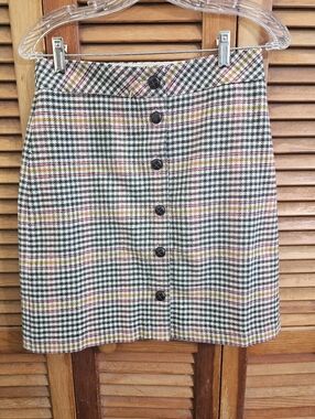 Talbots Colorful Plaid Wool-Blend A-Line Mini Skirt | Size 2P | Front Button